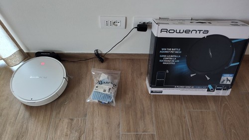 Robot aspirapolvere
